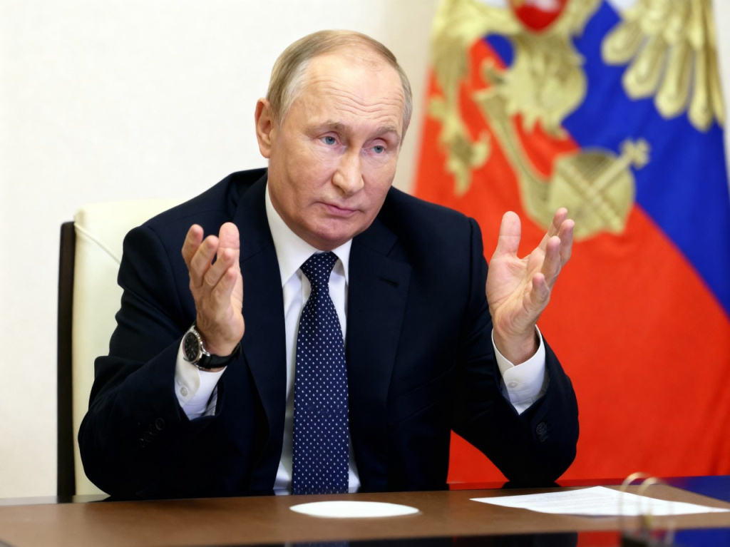 Владимир Путин потребовал объяснить, что происходит с ипотекой