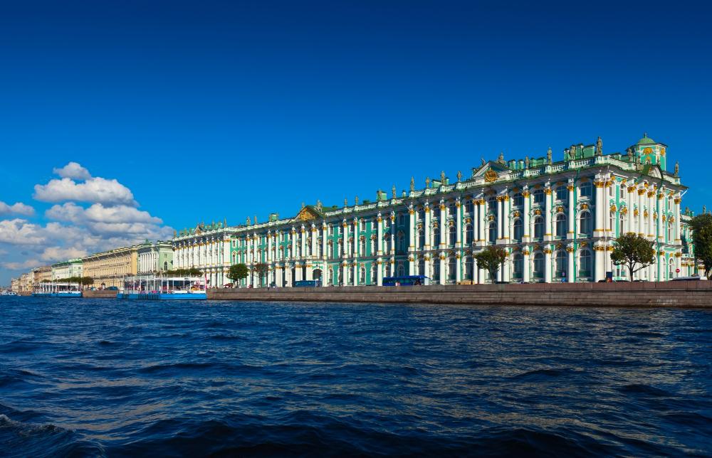 Кризис спроса в Петербурге: каждая вторая новостройка остается непроданной
