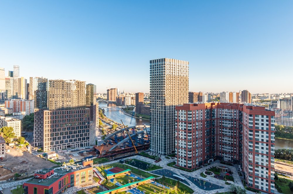 Более шести тысяч подъездов столицы отремонтировали в Москве за полгода