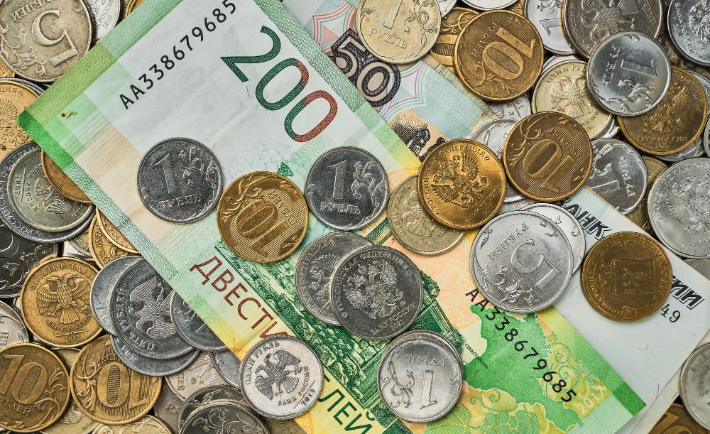 Центробанк: Средняя зарплата в России в 2025 году выросла на 15%