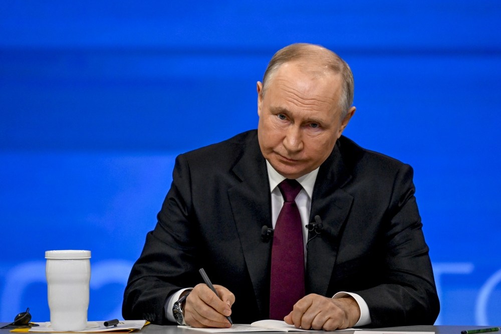 Владимир Путин поручил не уничтожать лесопосадки при возведении коттеджных поселков