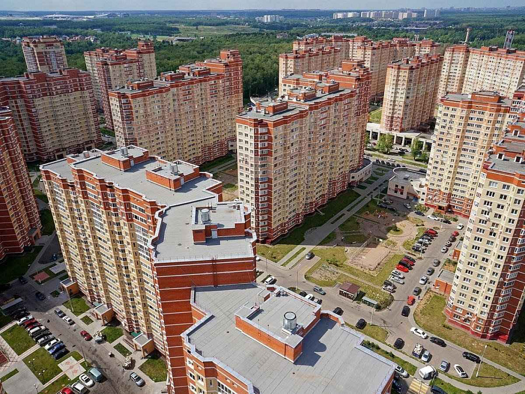 Цена недвижимости массового сегмента чаще всего зависит от инфляции и ипотечных ставок (фото: moneytimes.ru) Цена недвижимости массового сегмента чаще всего зависит от инфляции и ипотечных ставок (фото: moneytimes.ru)